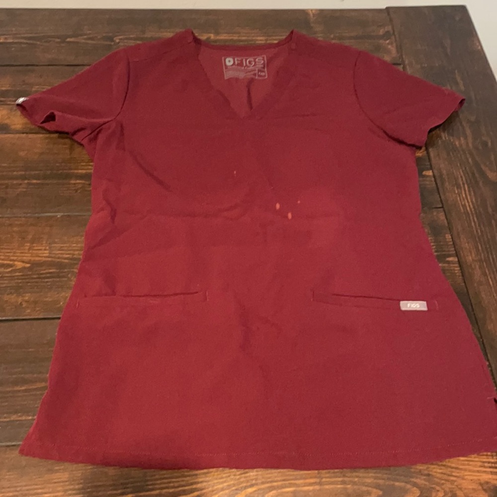 Maroon scrub top figs